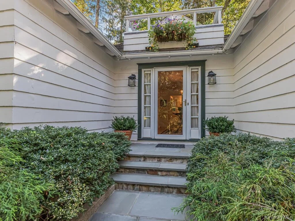 Photo of 105 Douglas Road