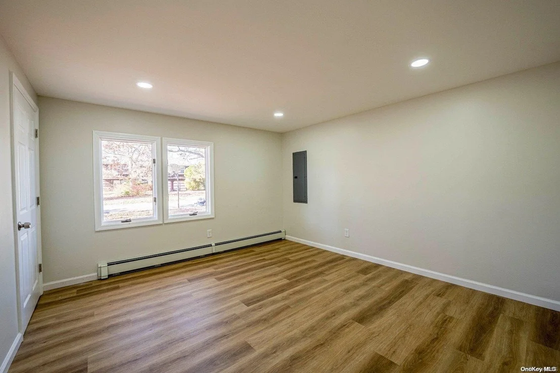 Photo of 19 Cedar Ridge Drive