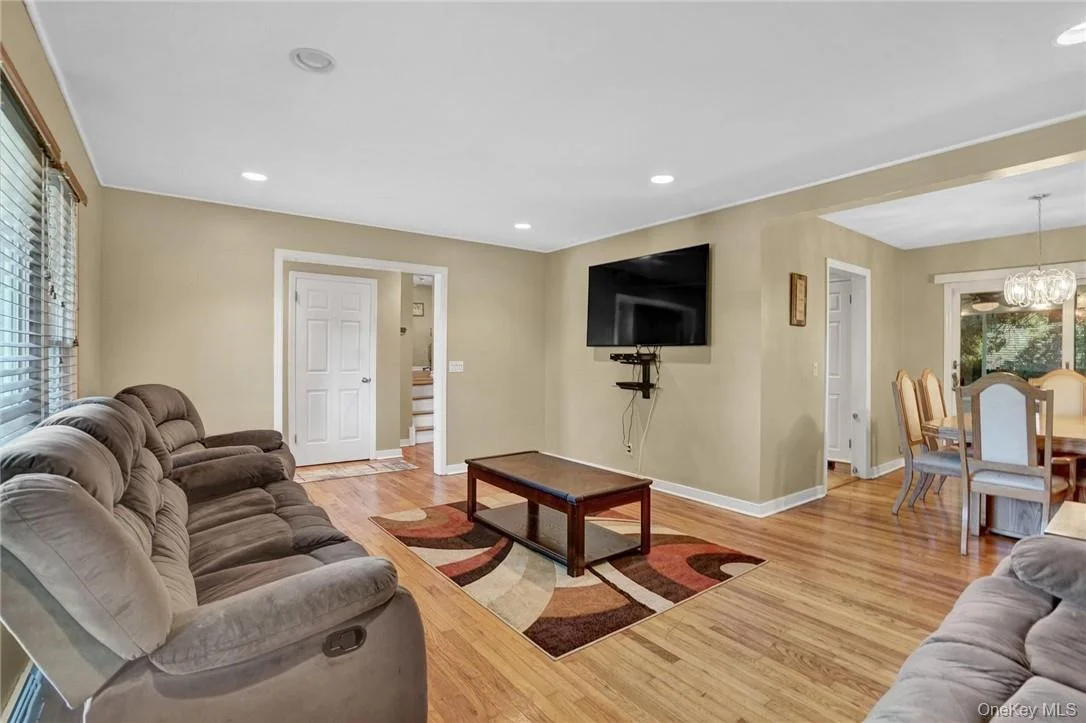 Photo of 102 Cavo Drive