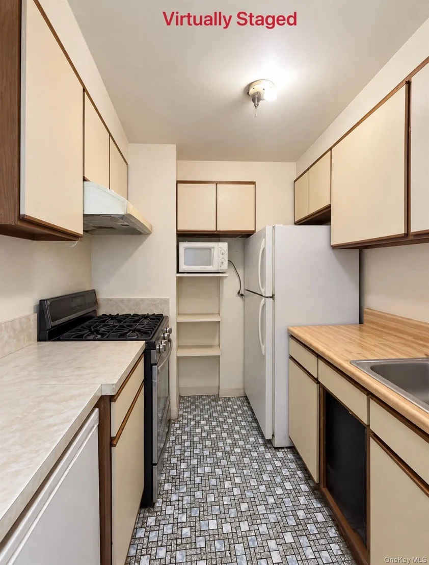 Photo of Unit 3 at 4108 97 Place