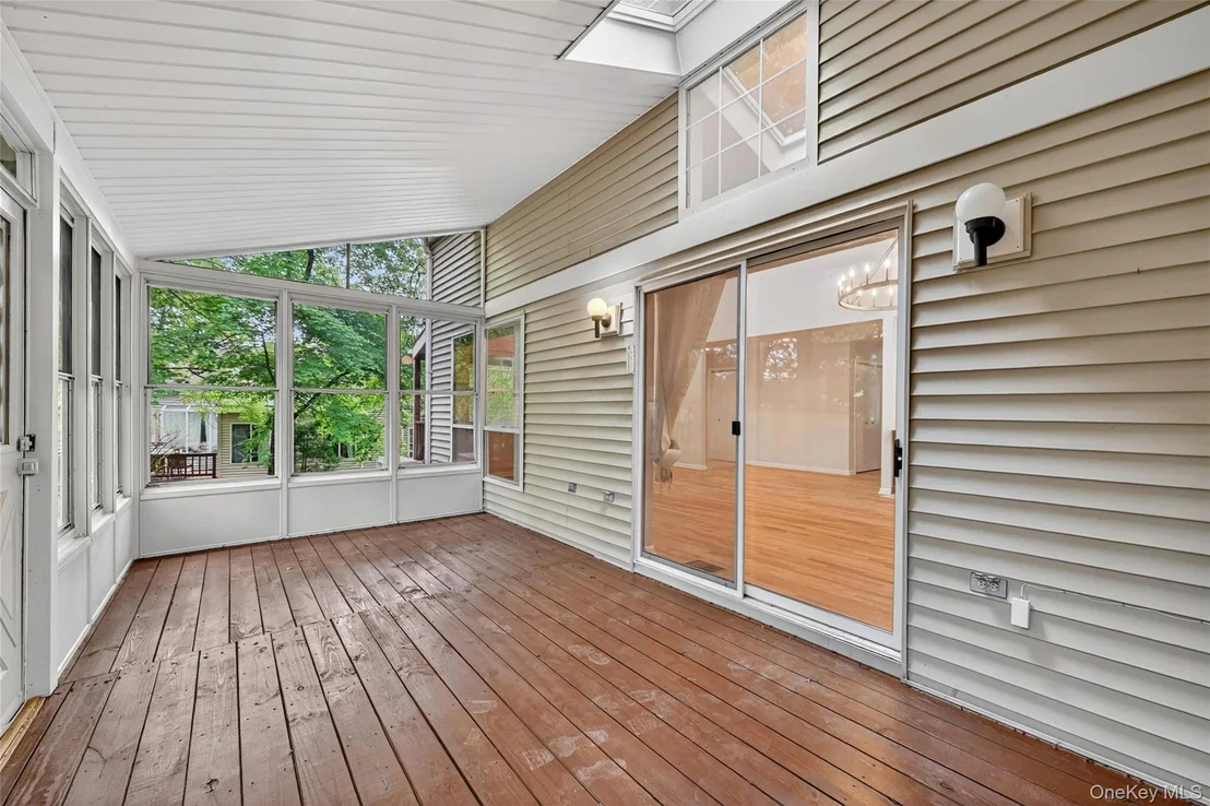 Photo of 6 Summit Place