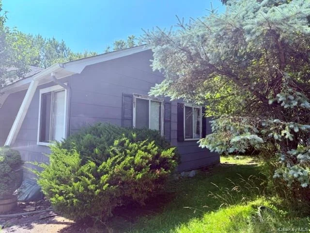 Photo of 102 Hillcrest Avenue