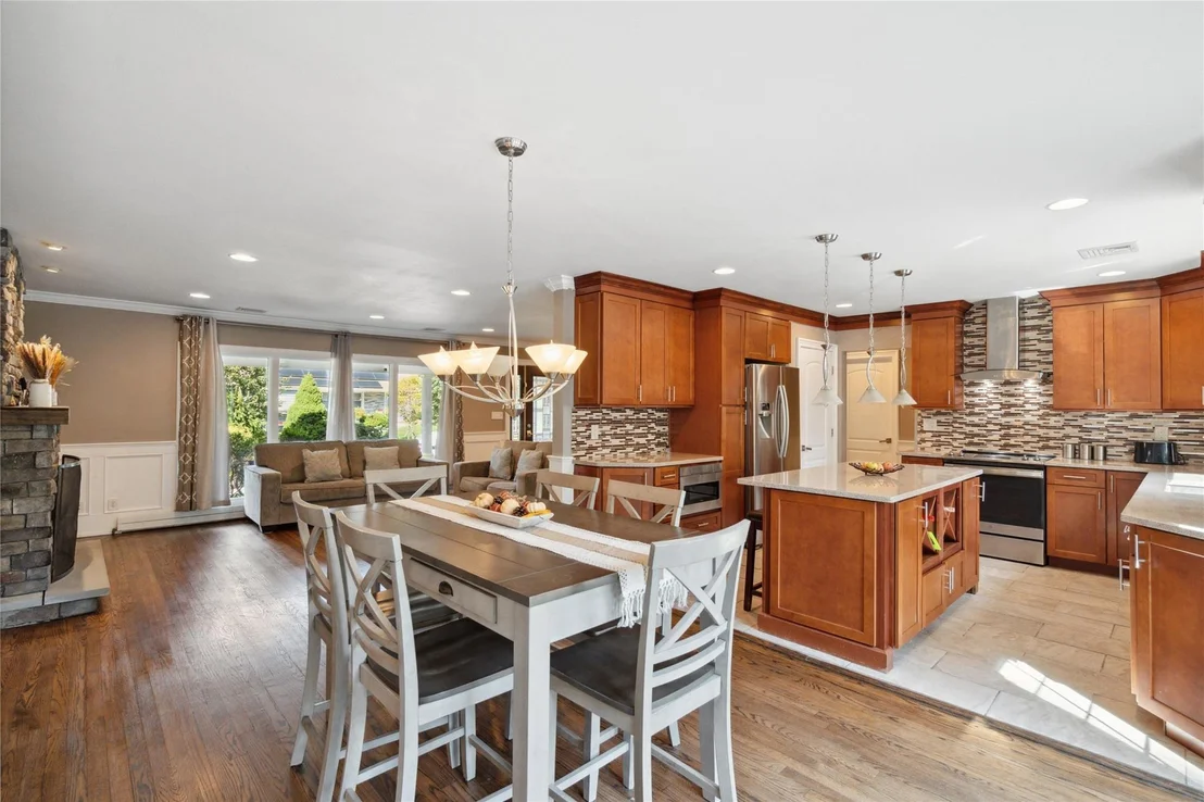 Photo of 2126 Cayuga Drive