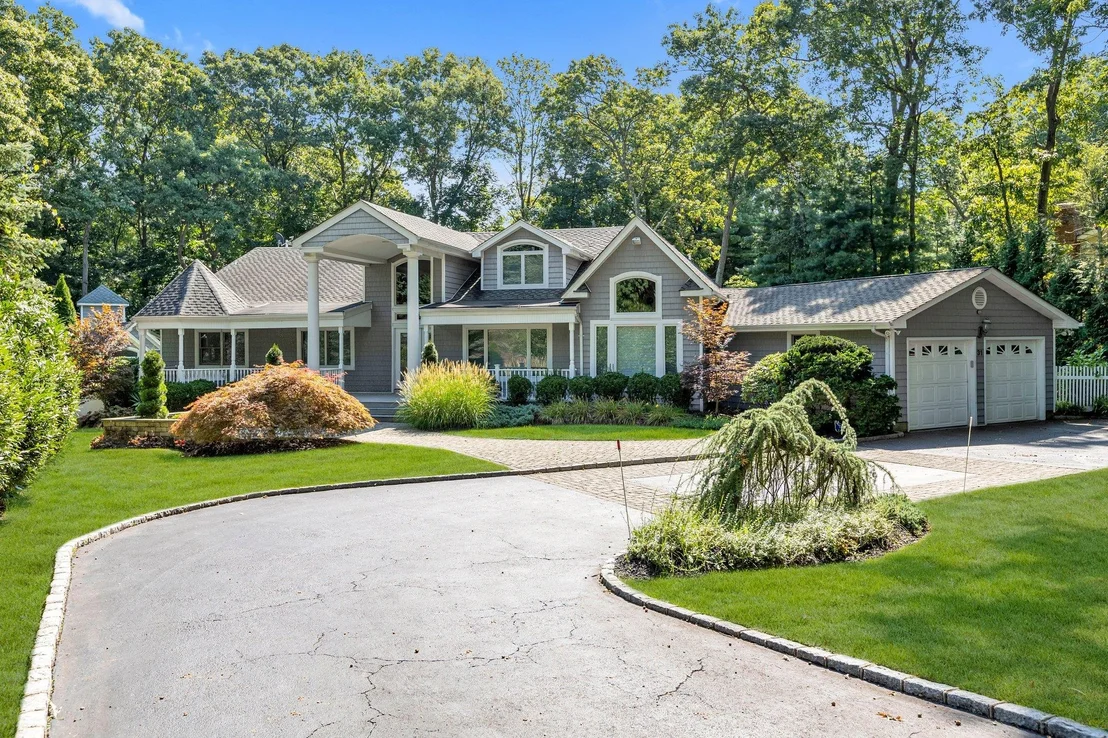 Photo of 31 Round Tree Drive