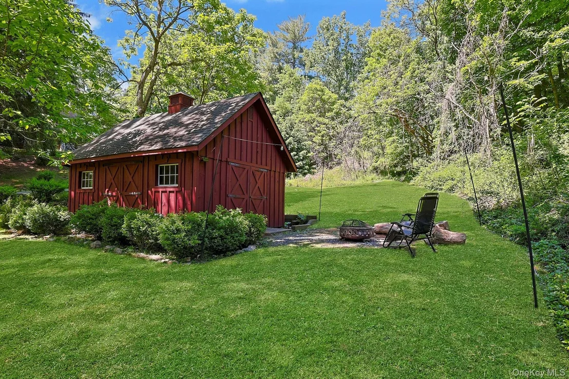 Photo of 65 Douglas Road