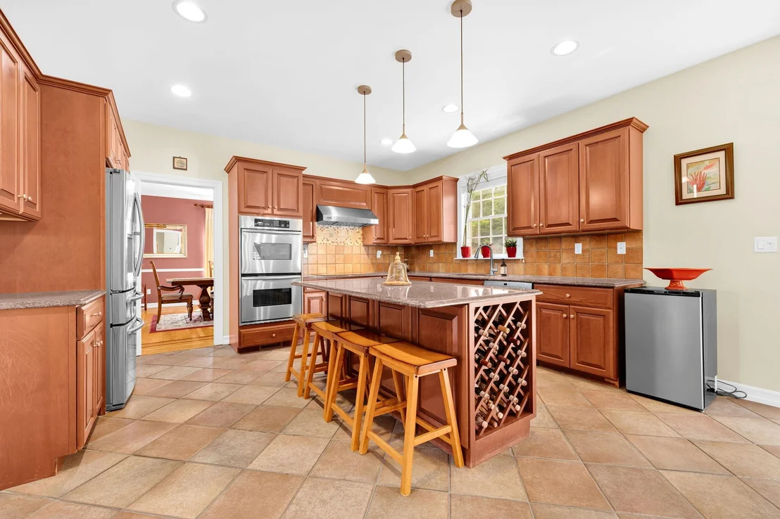Photo of 10 Fieldstone Drive