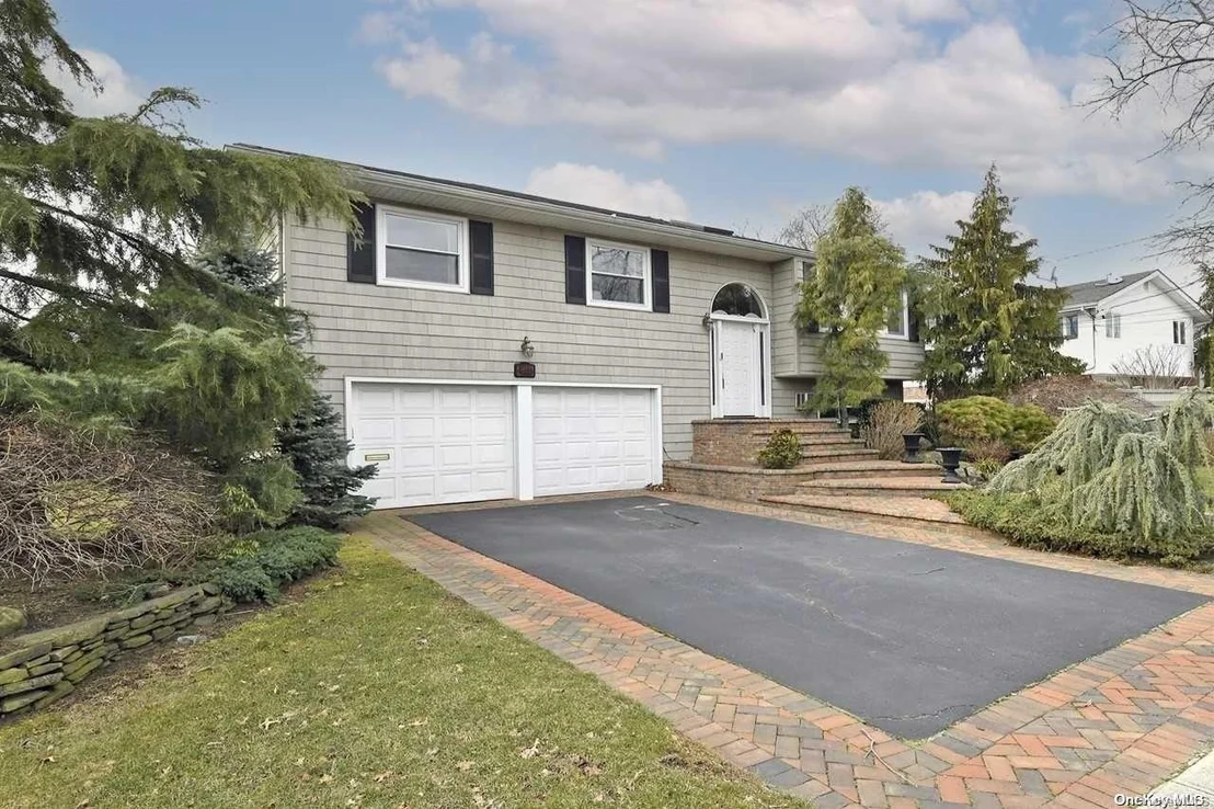 Photo of 2864 Shore Drive
