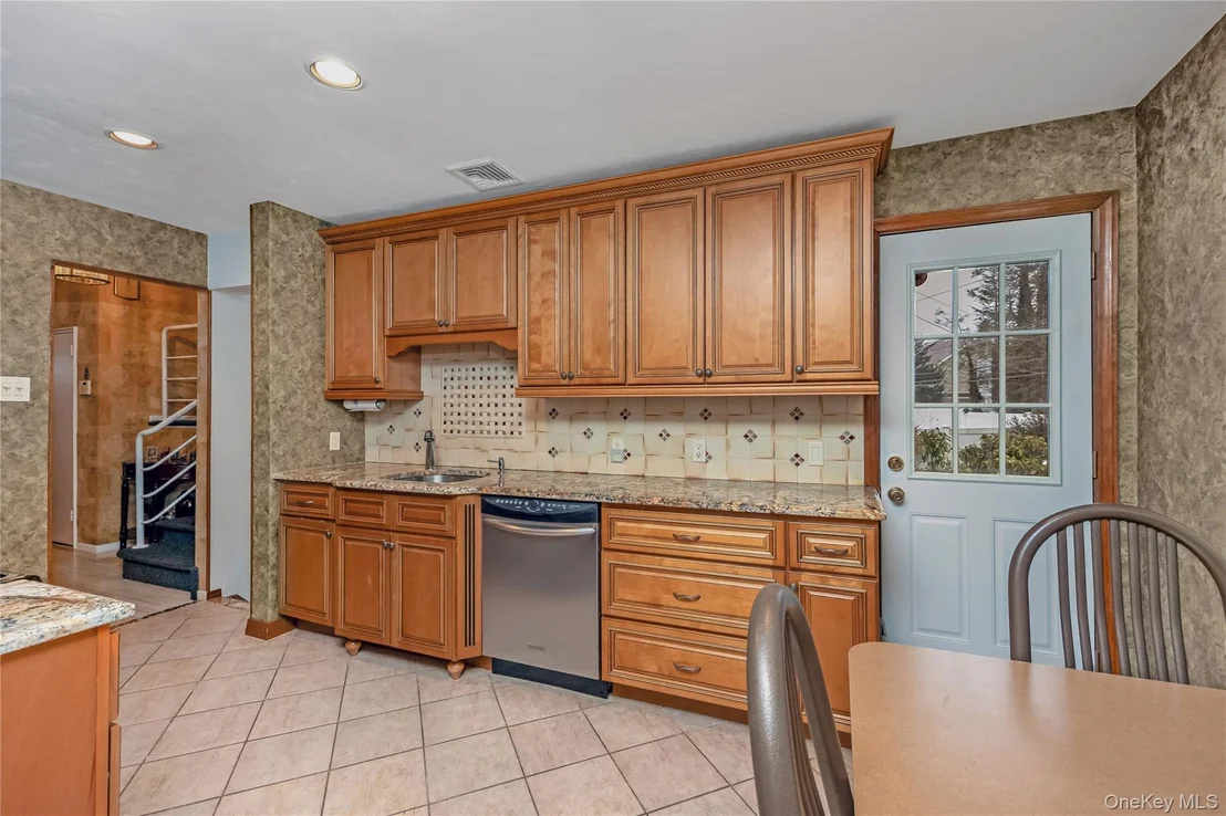 Photo of 43 Maplewood Drive