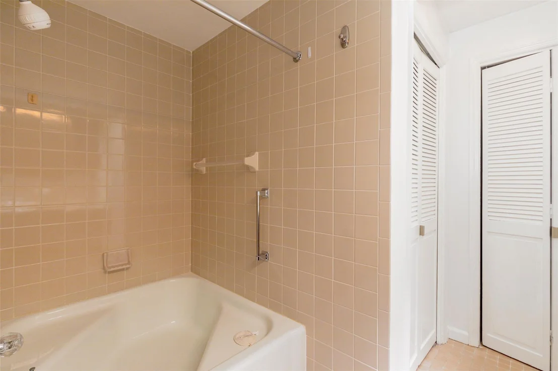 Photo of 54 Bennett Common