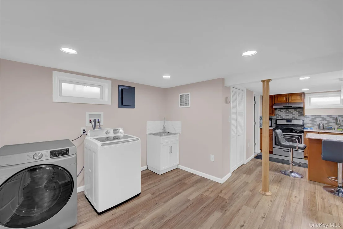 Photo of 1210 Emma Place