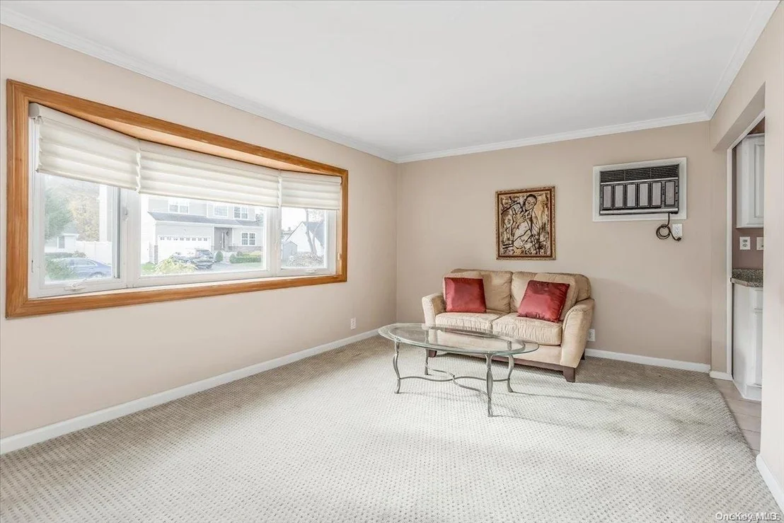 Photo of 7 Edgewood Drive