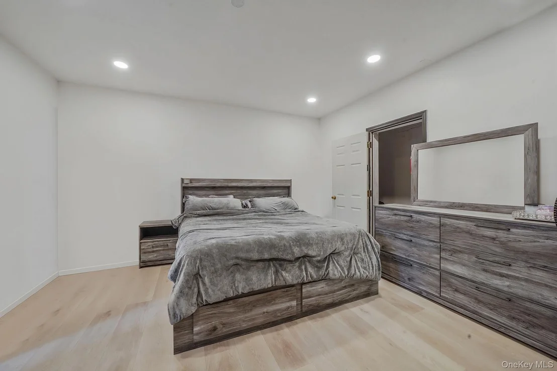Photo of 2 Buchanan Avenue