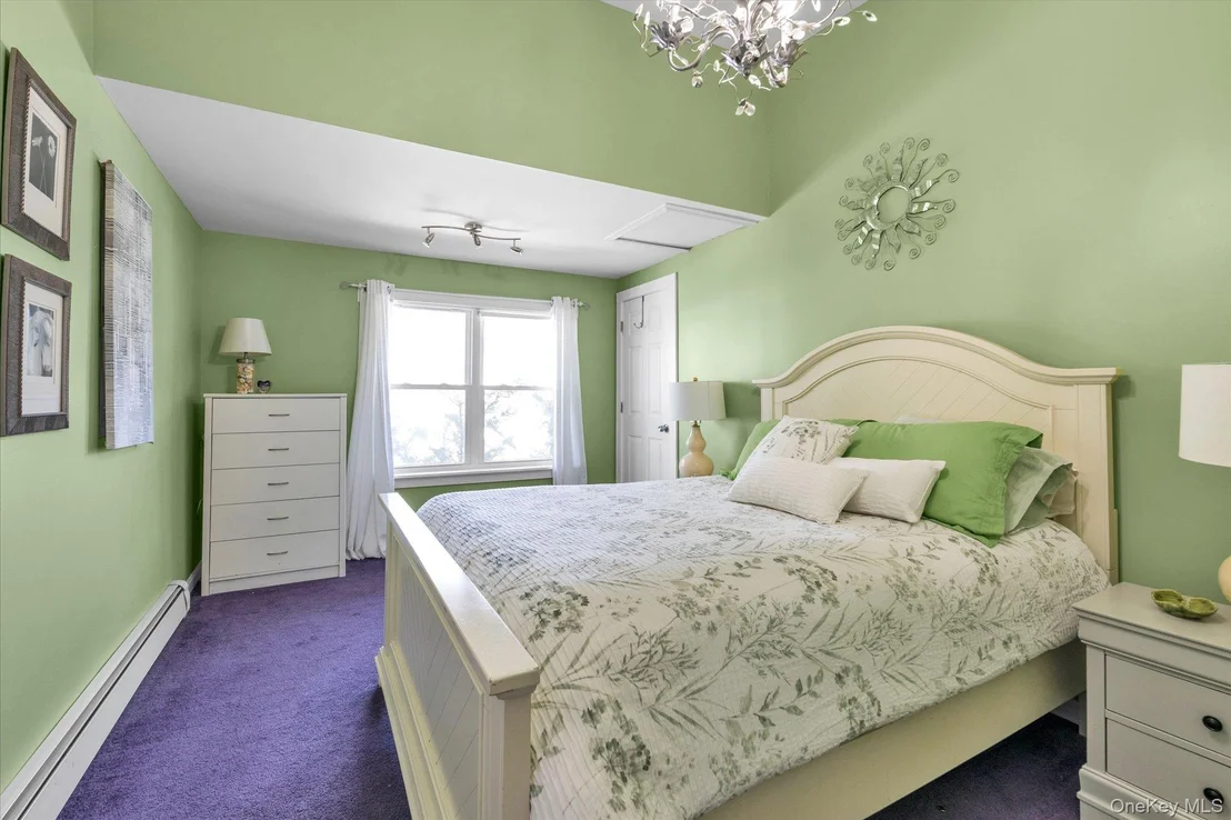 Photo of 52 Bayview Avenue