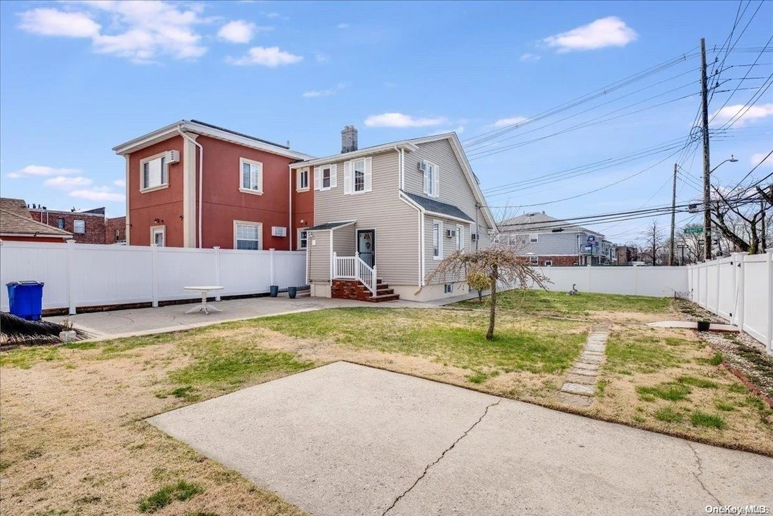 Photo of 97-05 Albert Road
