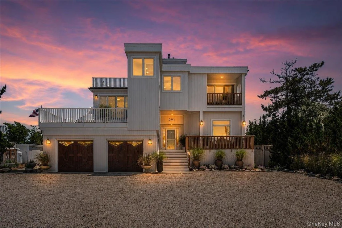 Photo of 291 Dune Road