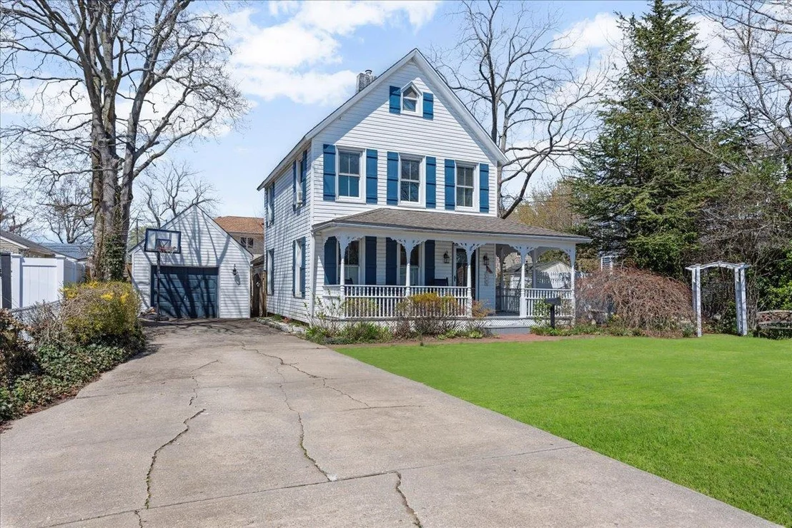 Photo of 1105 Cornwell Avenue