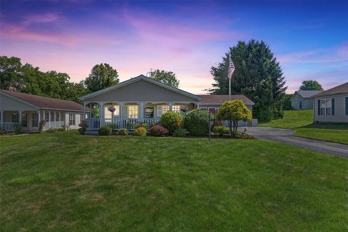 Photo of 99 Vero Drive