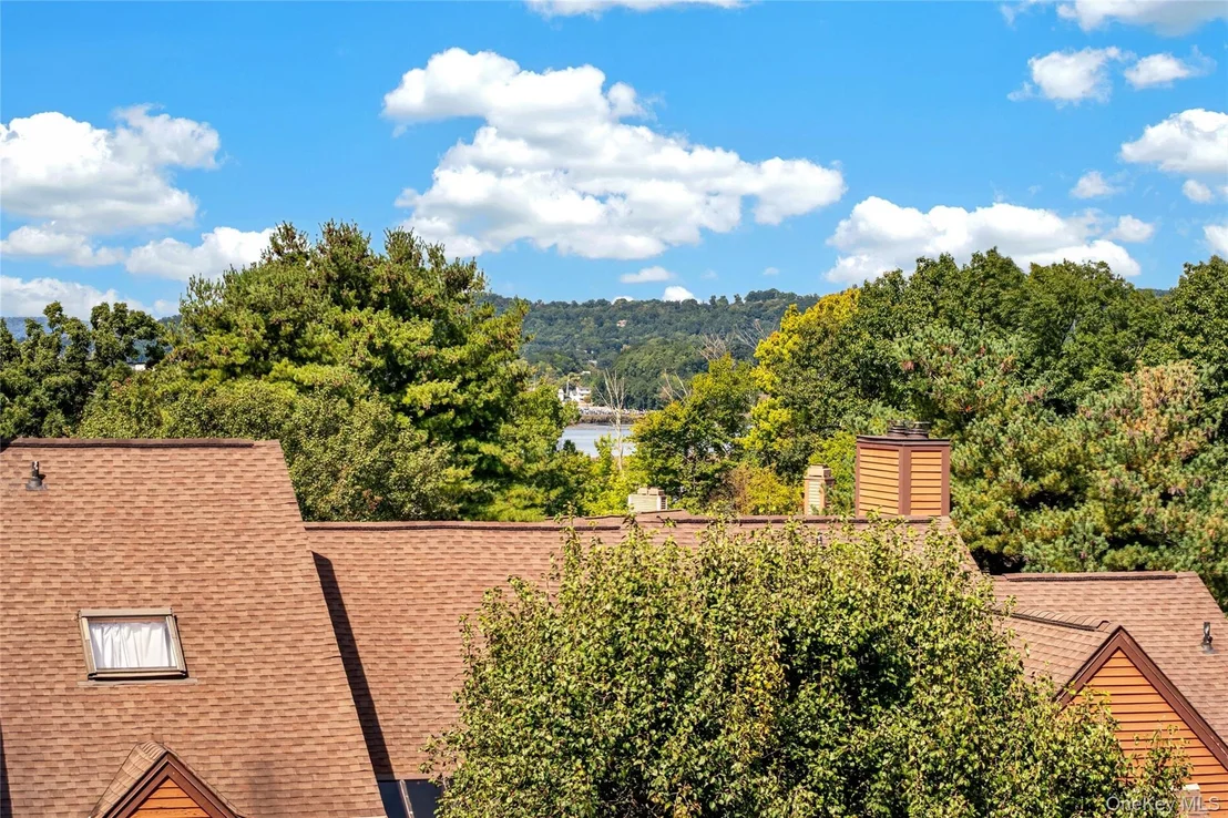 Photo of 1203 Eagle Bay Drive