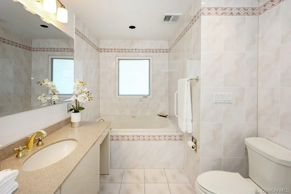 Photo of 238 Birch Drive