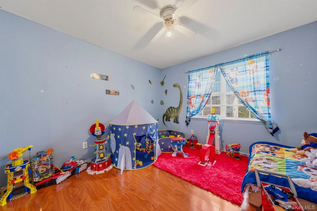 Photo of 70 Peach Place