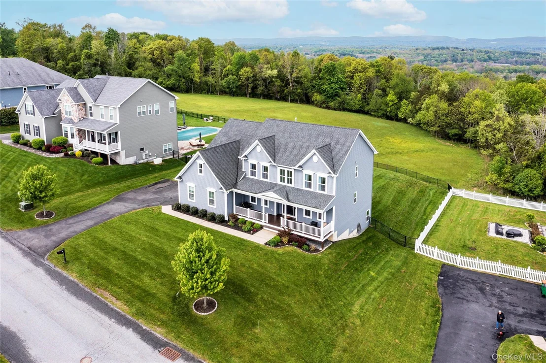 Photo of 58 Ridgeline Drive