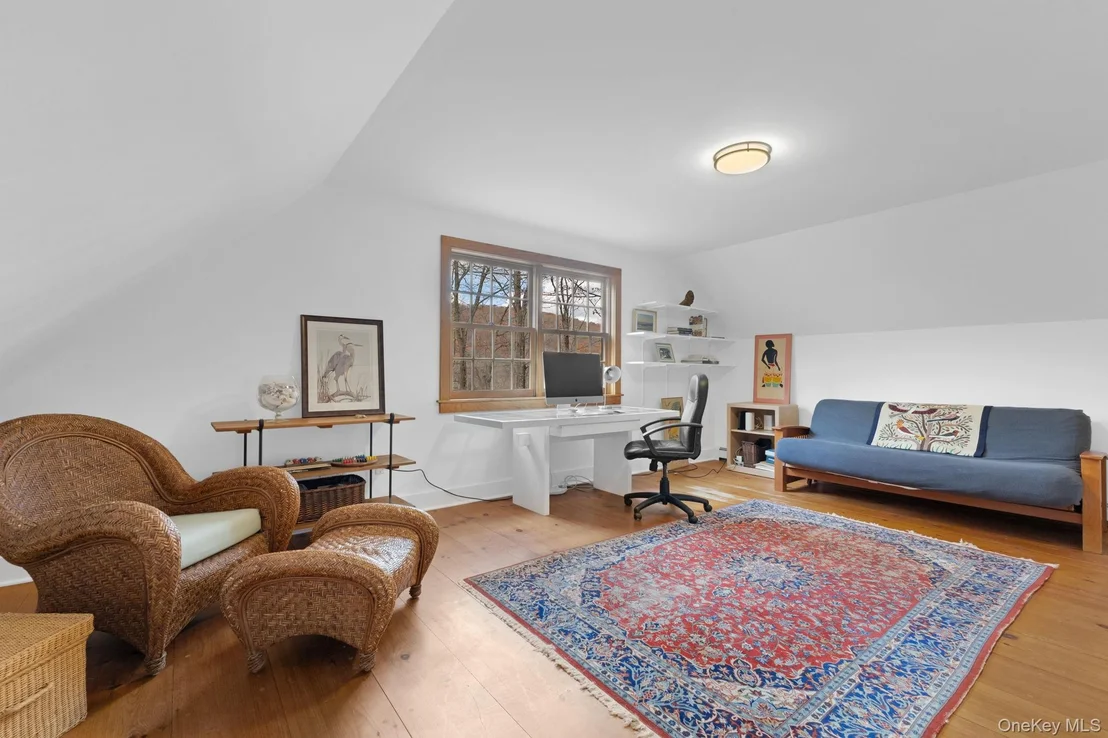 Photo of 331 Grape Hollow Road