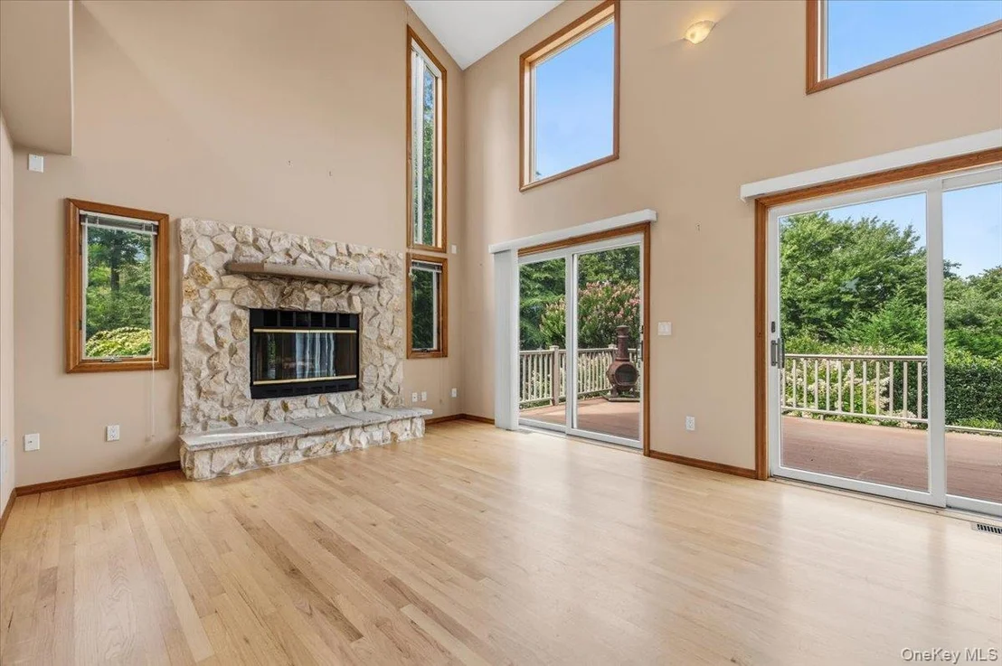 Photo of 2785 Noyack Road
