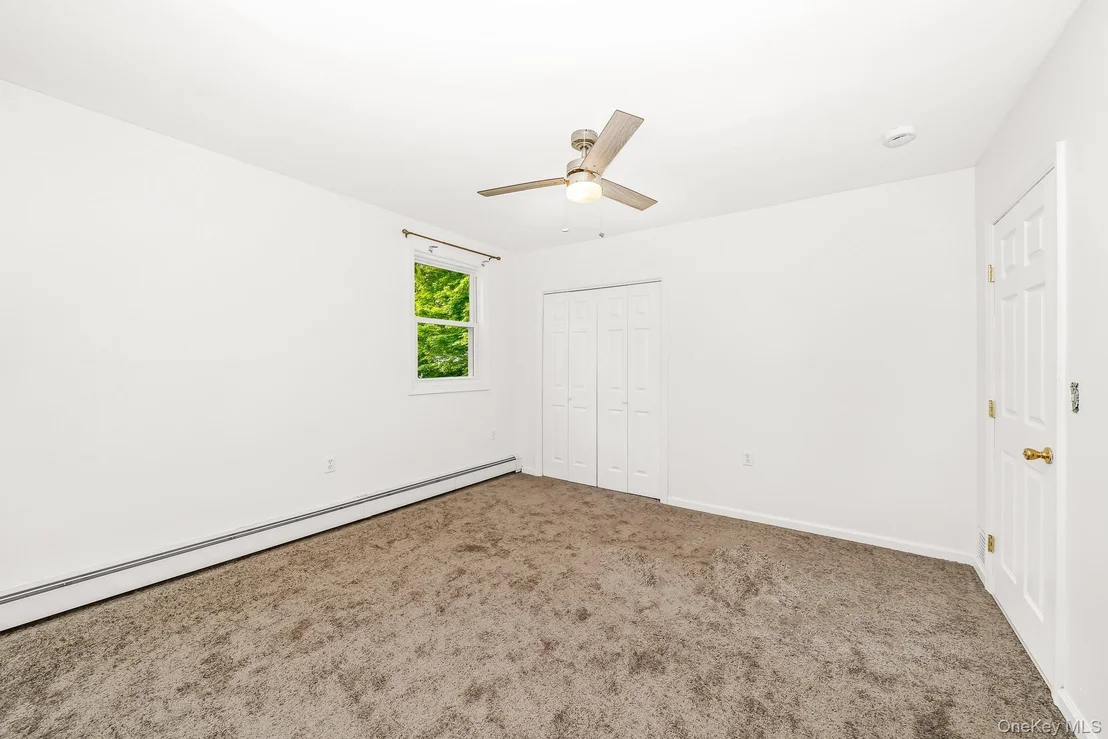 Photo of 7 Laurelton Avenue