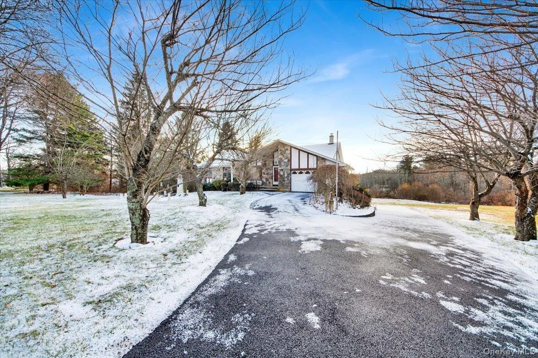 Photo of 747 Milltown Road