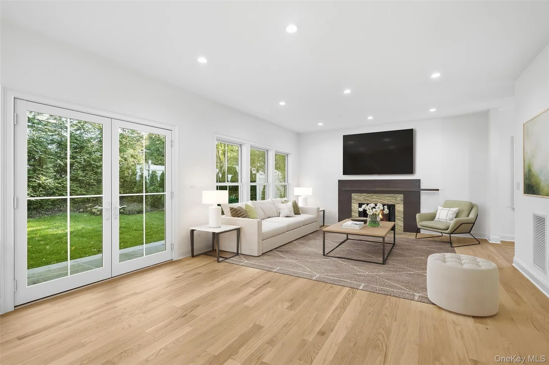 Photo of 76 Glen Oaks Drive