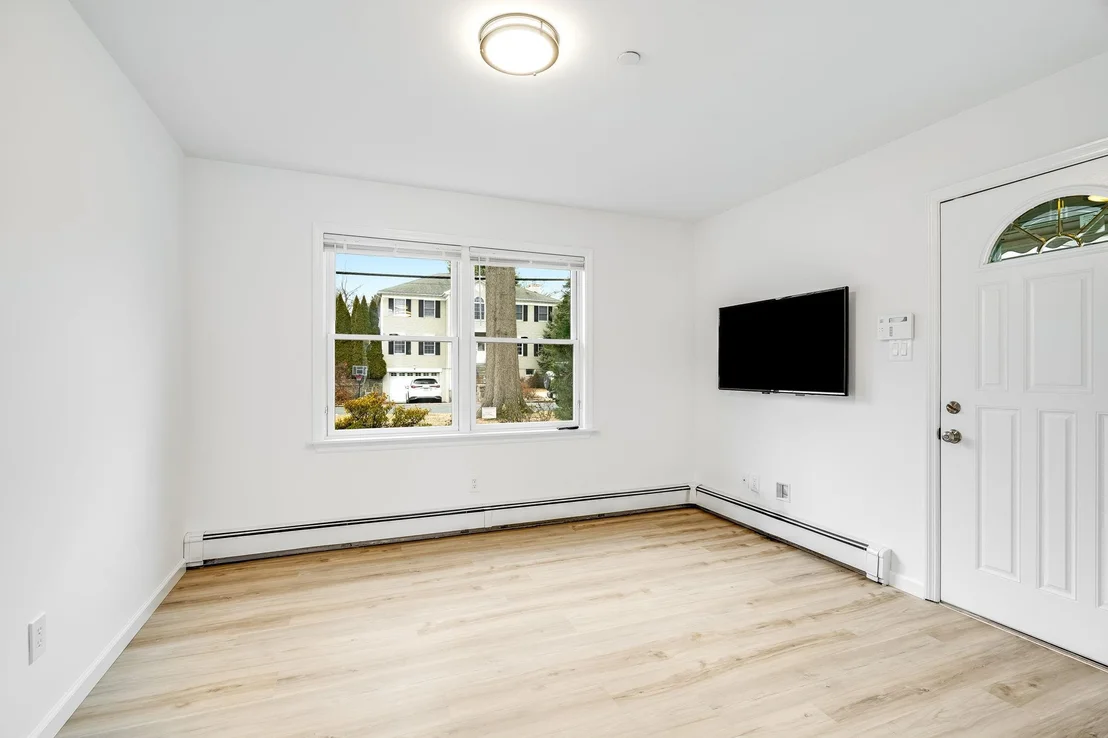 Photo of 9 Adelphi Avenue