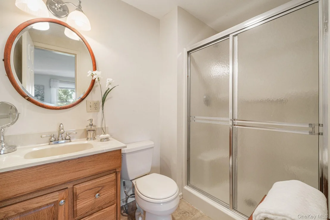 Photo of 105 Williamsburg Drive