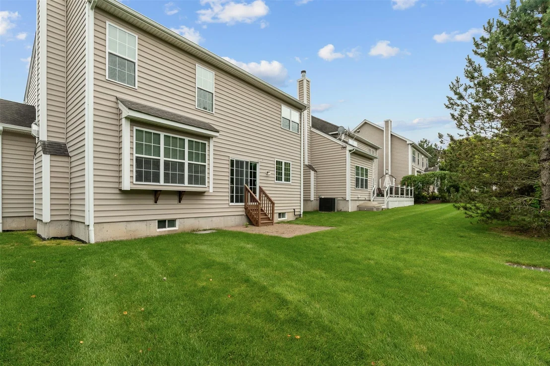 Photo of 640 Creekside Lane