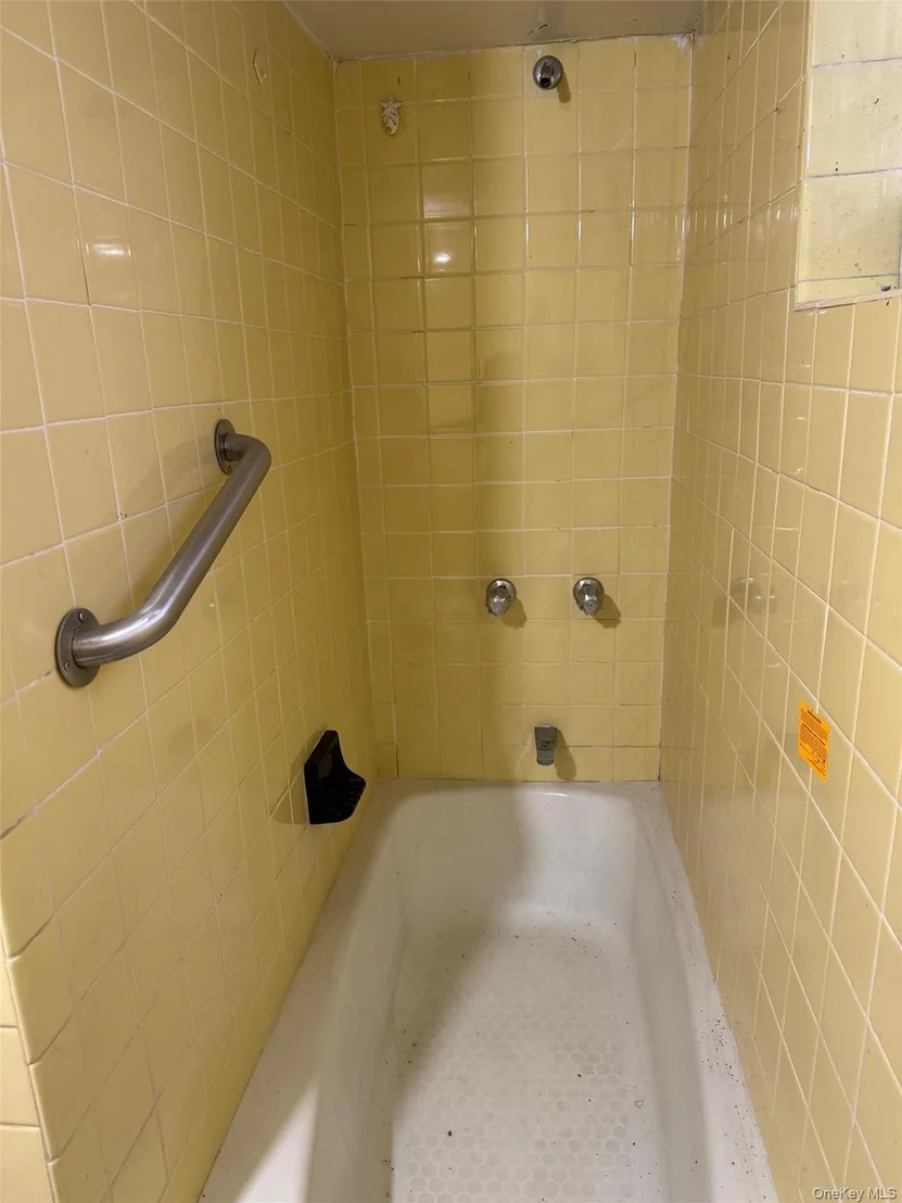 Photo of 1183 Grenada Place