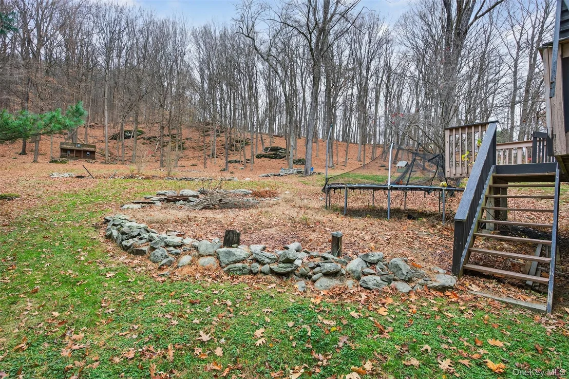 Photo of 39 Peddler Hill Road
