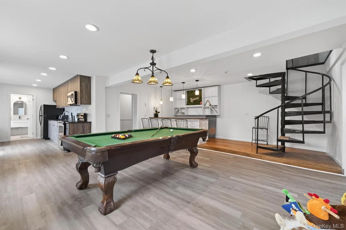 Photo of 86 Beaver Brook Road