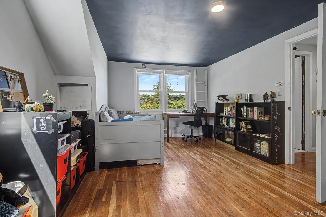 Photo of 15 Beverly Road