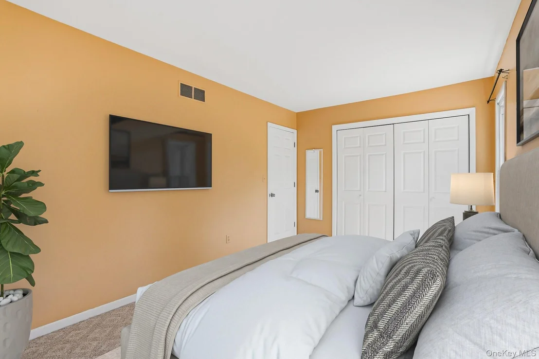 Photo of 13 Riverview Circle