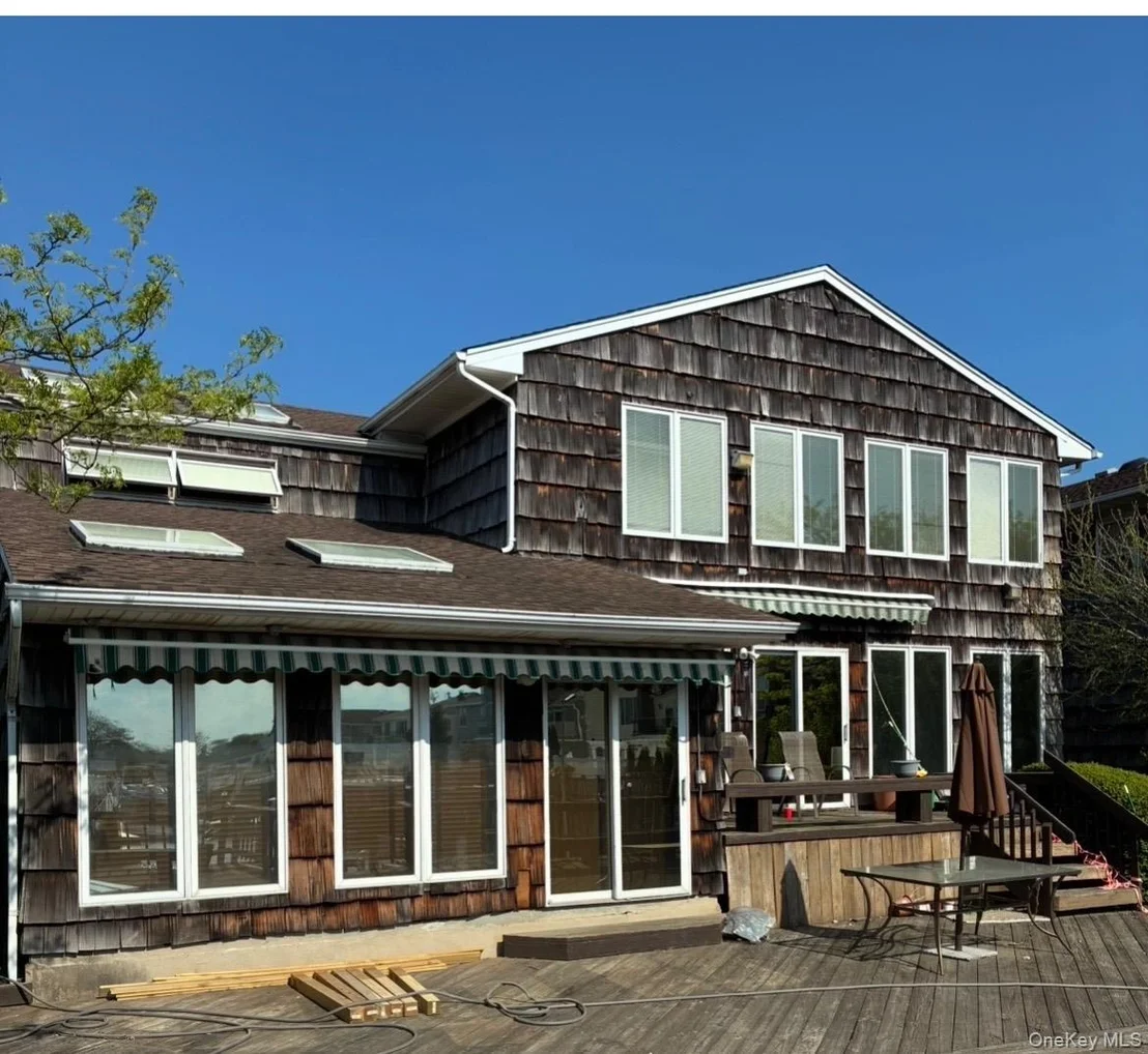 Photo of 189 Scott Drive