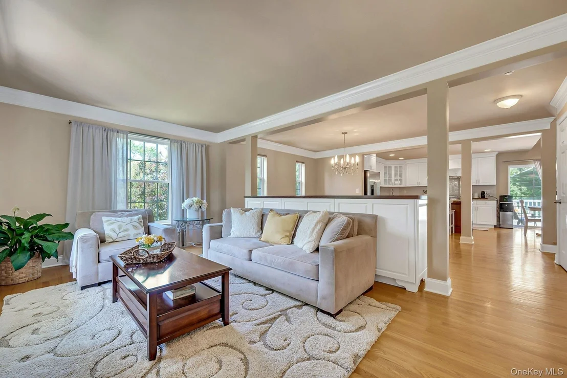 Photo of 1 Thornton Hill