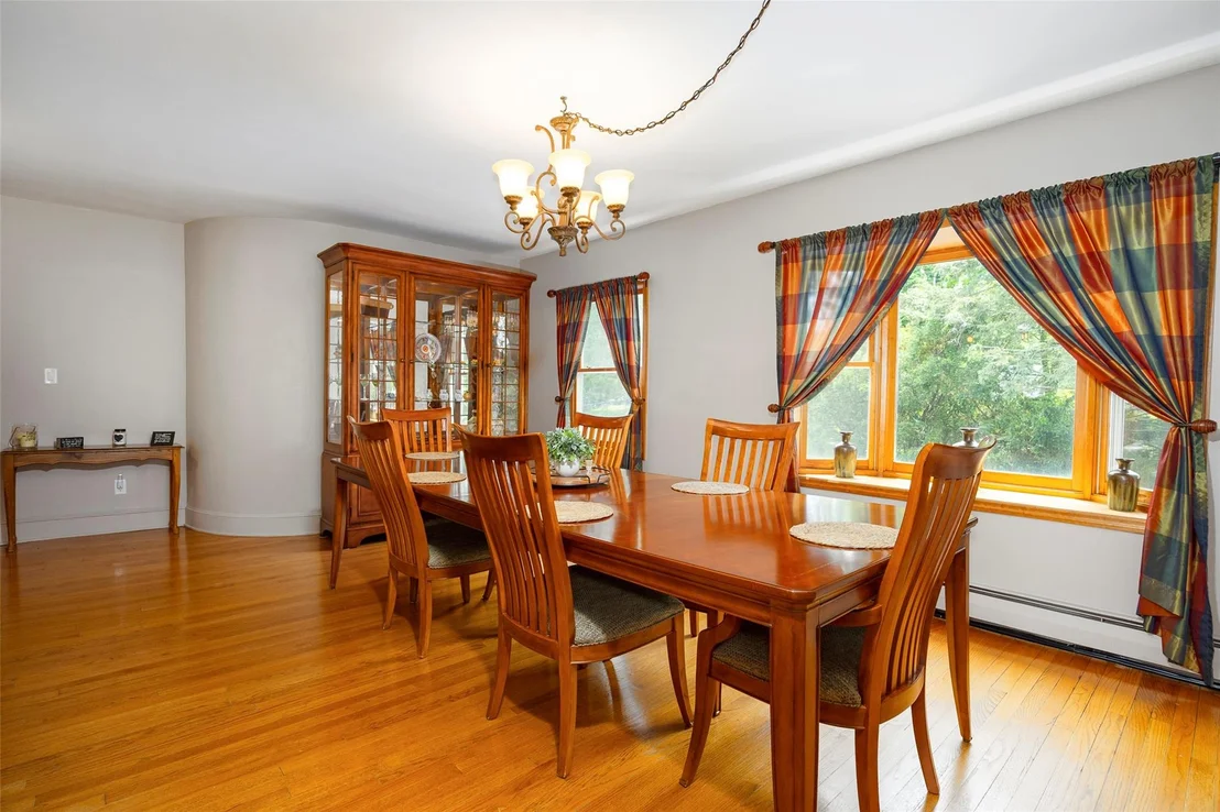 Photo of 23 Saddle Rock Drive