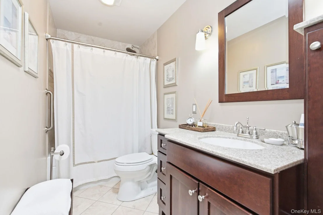 Photo of 32 Bedell Road