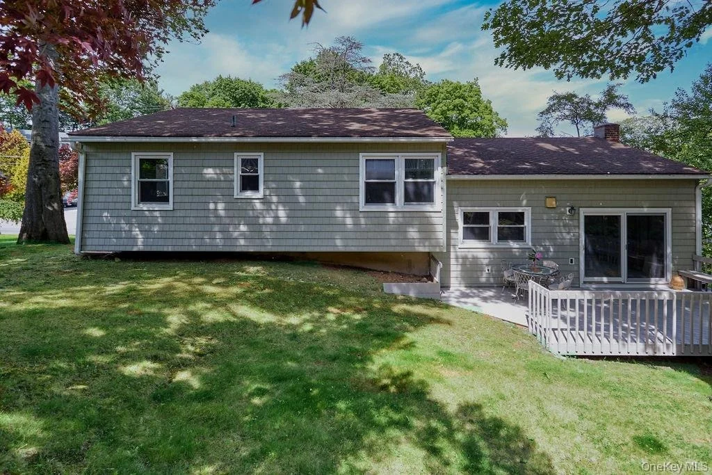 Photo of 72 Hickory Hill Drive
