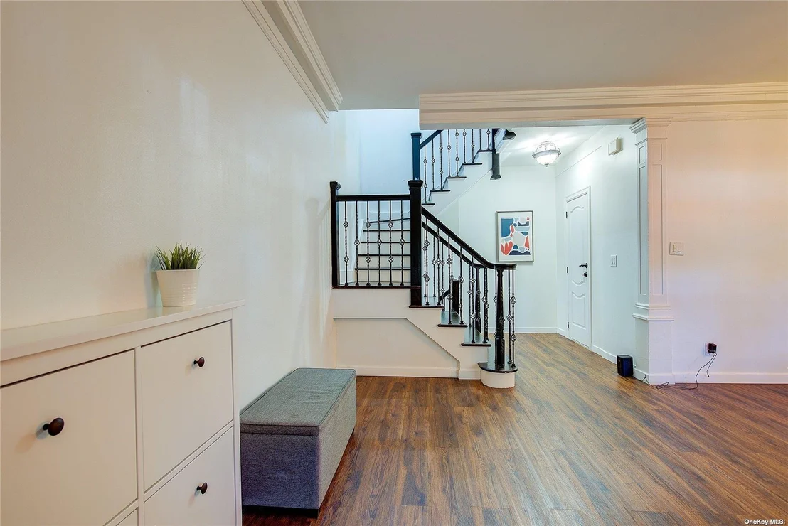 Photo of 264 Highland Boulevard