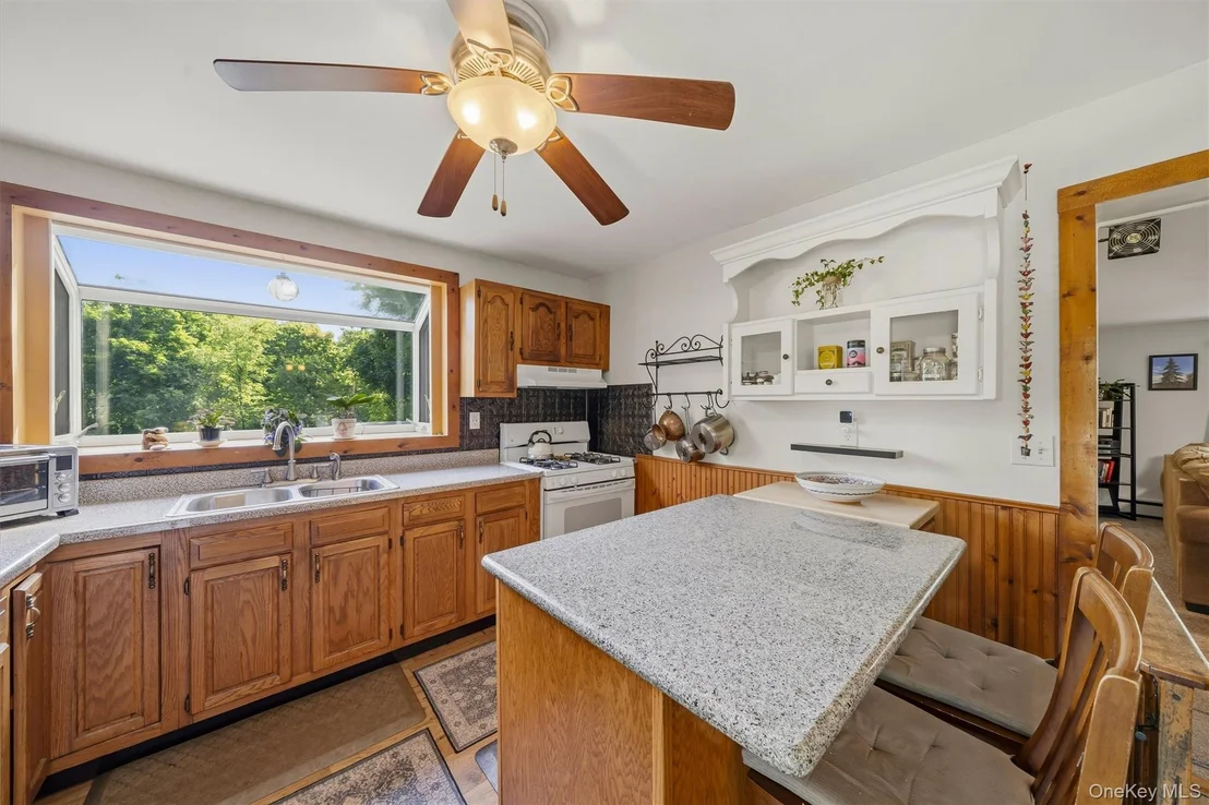 Photo of 541 Bart Bull Road