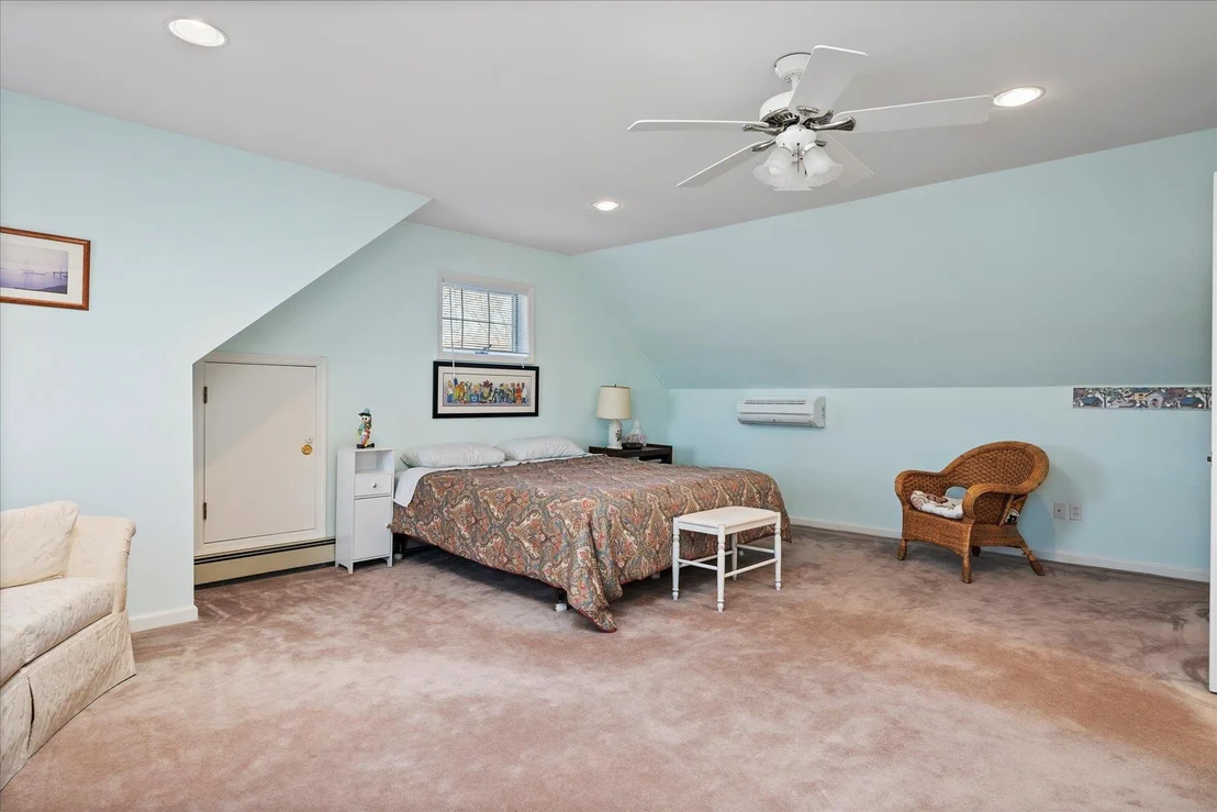 Photo of 157 Pier Avenue
