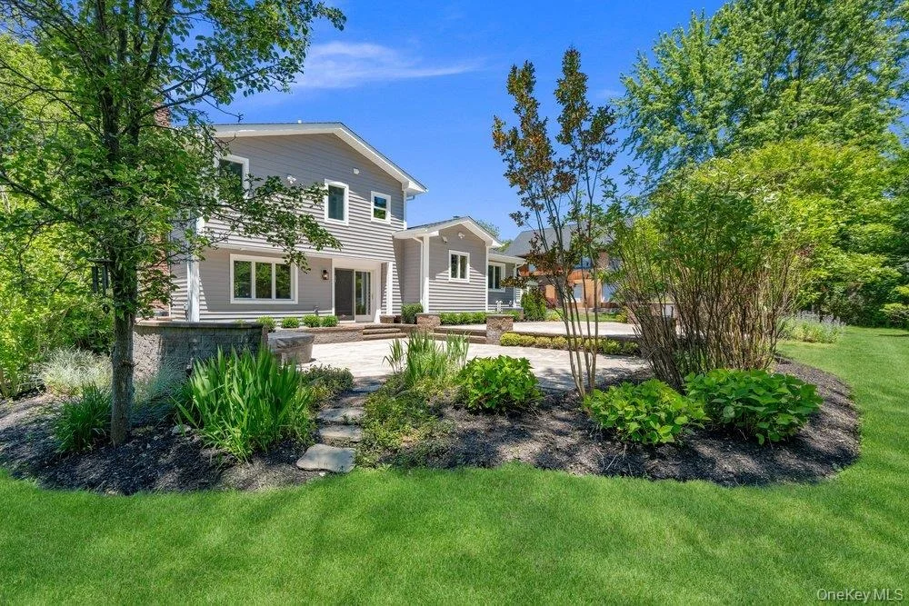 Photo of 43 Bucknell Drive