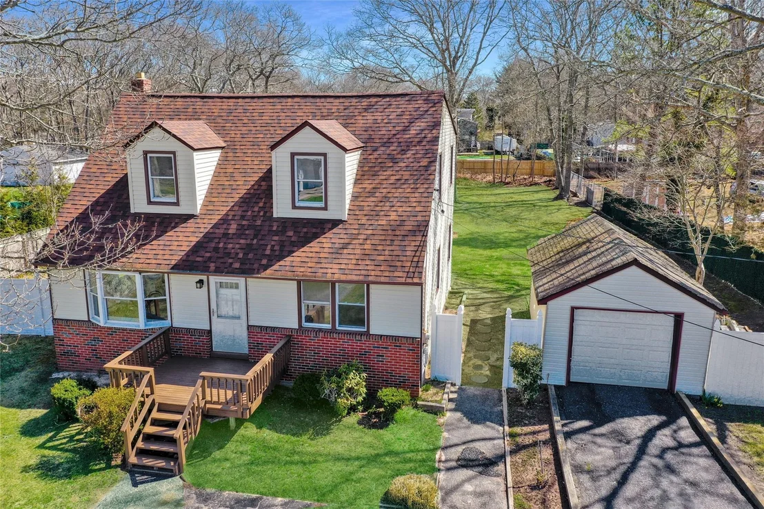 Photo of 19 Stackyard Drive
