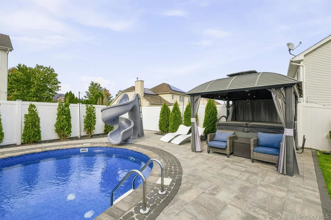 Photo of 2726 Colonial Drive