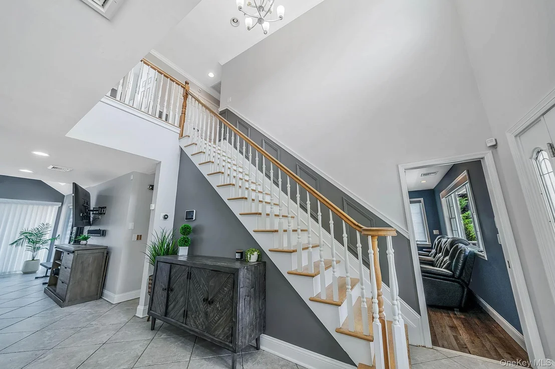 Photo of 299 Patchogue Yaphank Road
